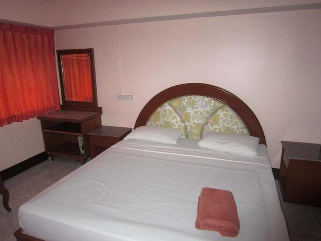 Aa Guesthouse Pattaya Rom bilde